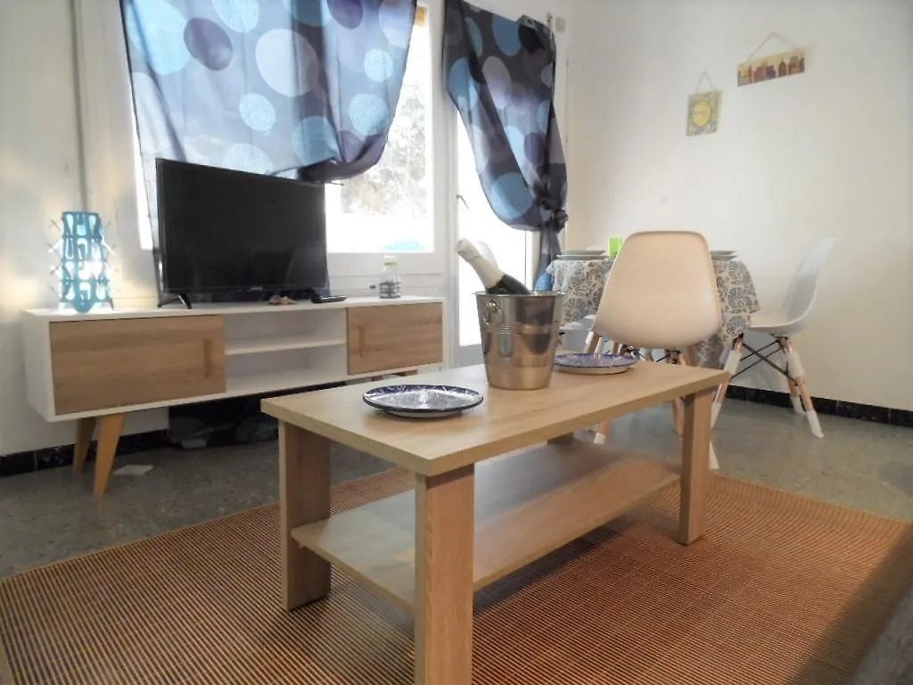 Apartamentos Carlota Blanes 0*,  Spain